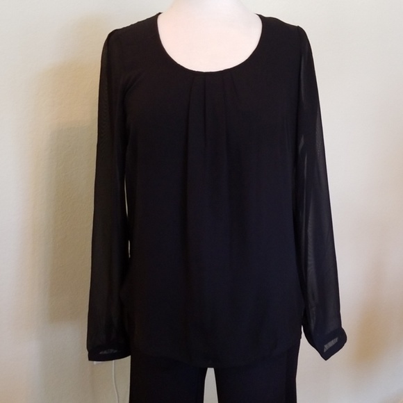 Top - Picture 1 of 8